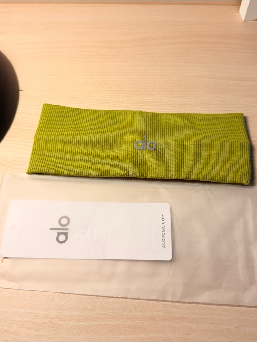 ALO Yoga Ribbed Headband in Lime Green